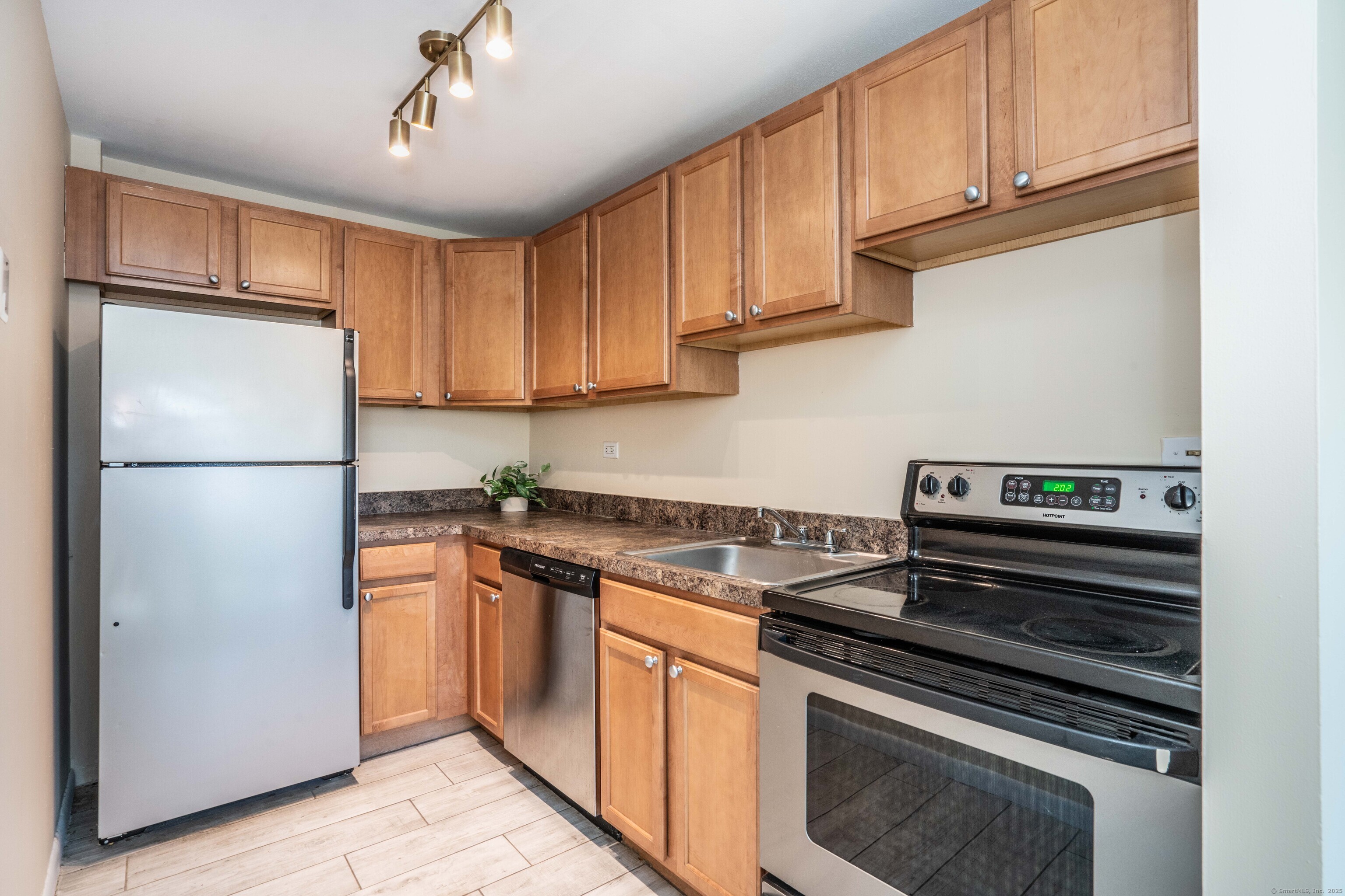 40 Owen Street Hartford CT 06105