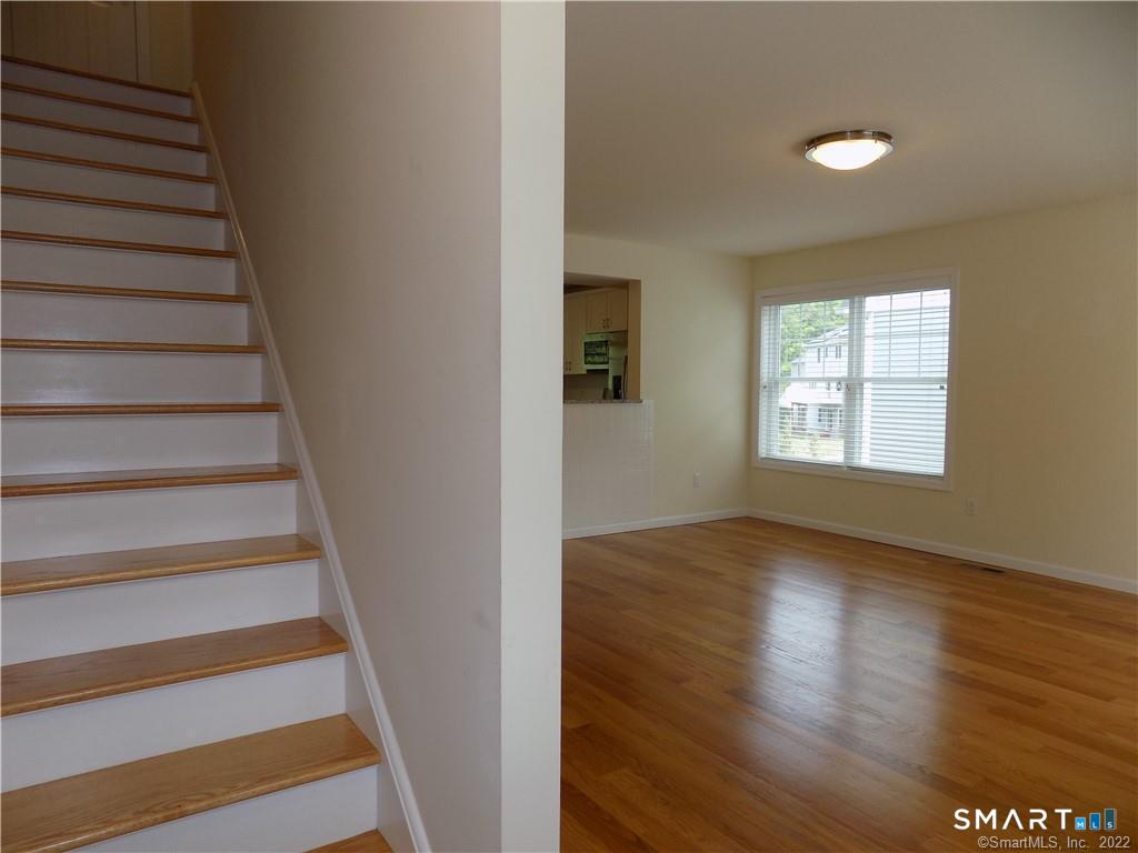 6 Barnum Court Bethel CT 06801