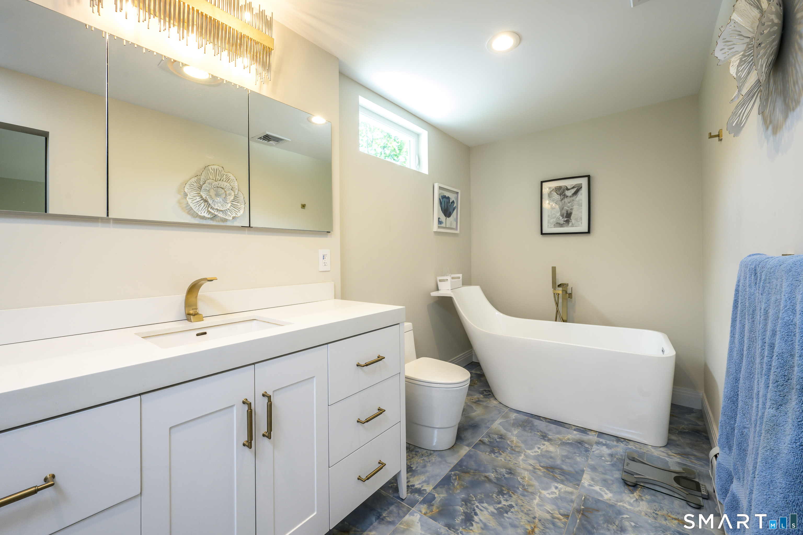 35 Kirk Road Sharon CT 06796