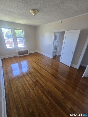 9 Evergreen Avenue Hartford CT 06105