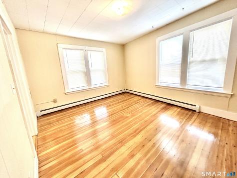 1019 West Main Street Waterbury CT 06708