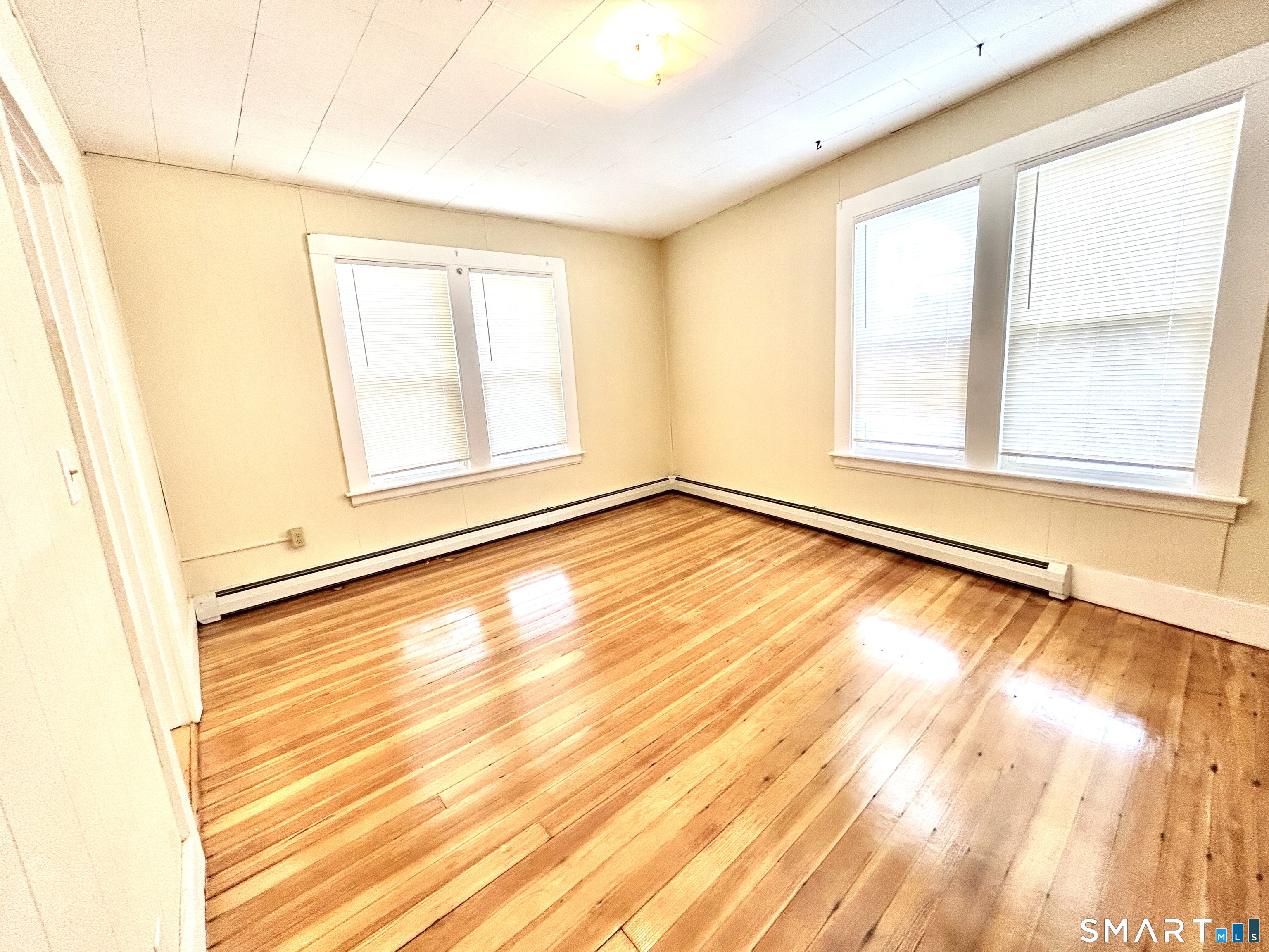 1019 West Main Street Waterbury CT 06708