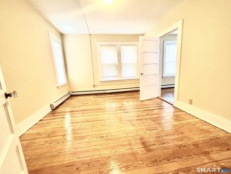 1019 West Main Street Waterbury CT 06708