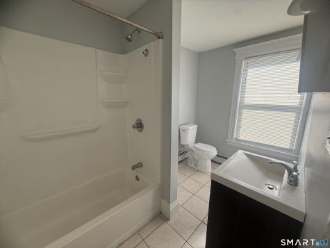 382 Vine Street Hartford CT 06112