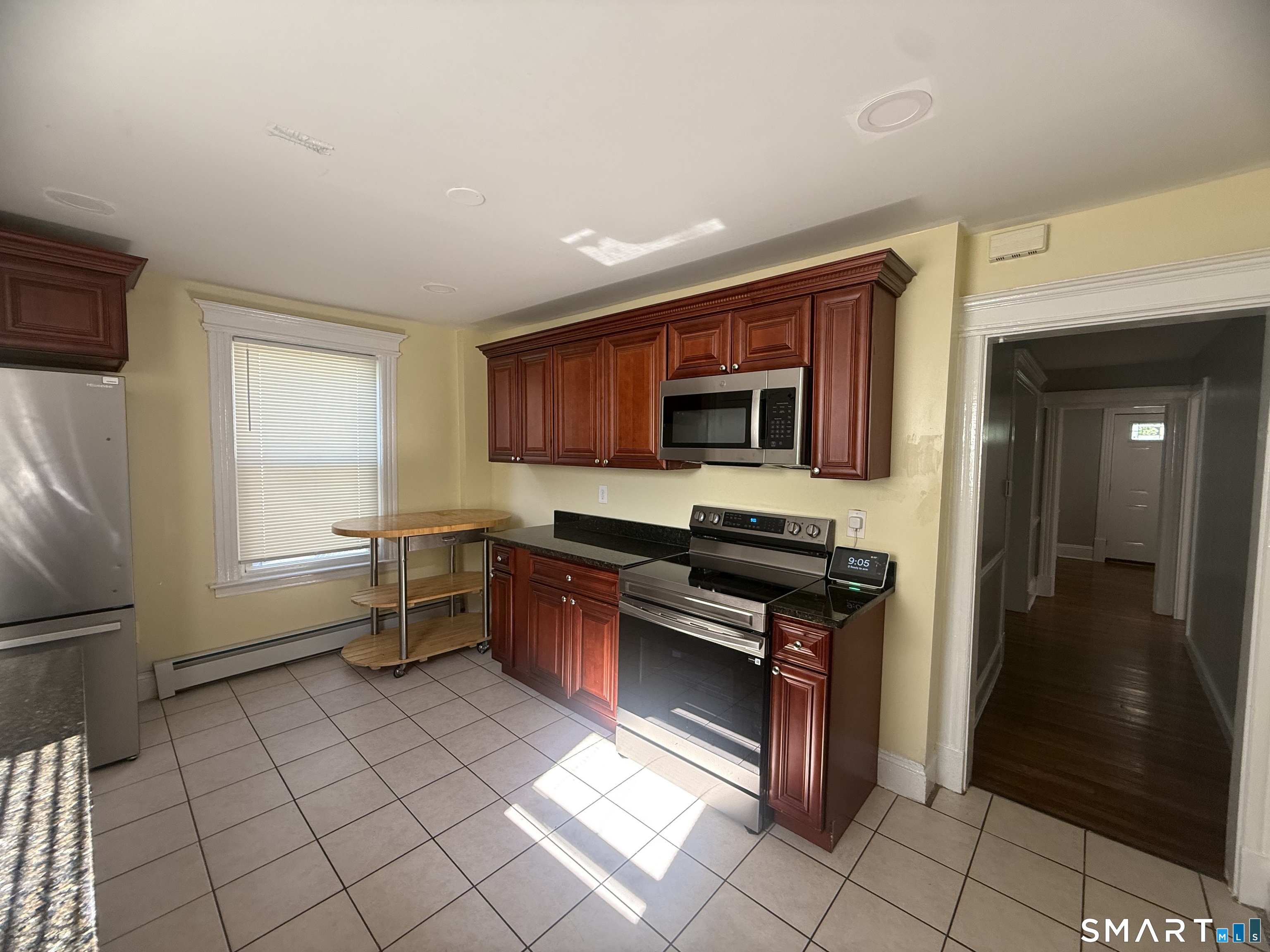 382 Vine Street Hartford CT 06112