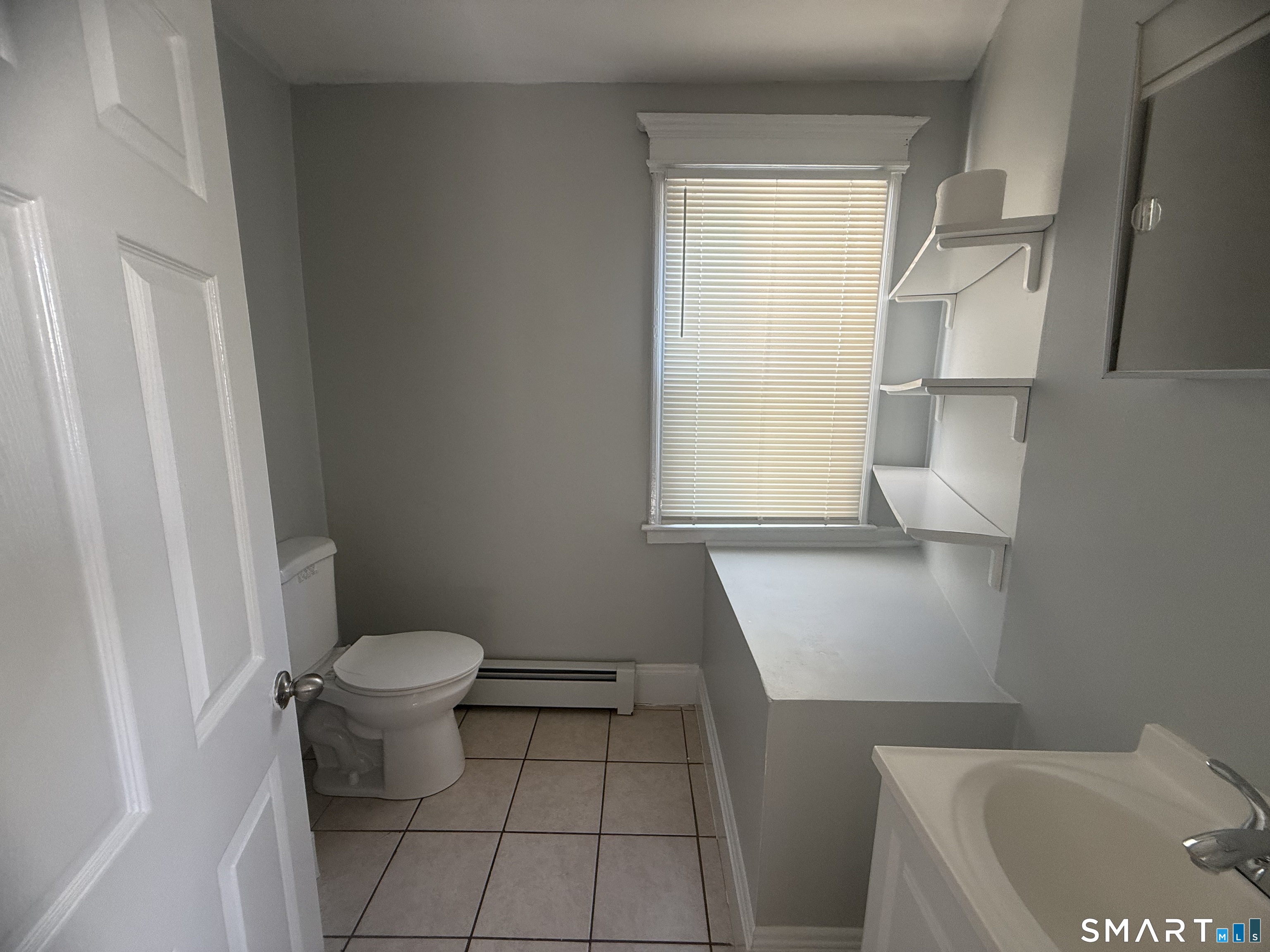 382 Vine Street Hartford CT 06112