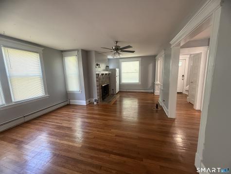 382 Vine Street Hartford CT 06112