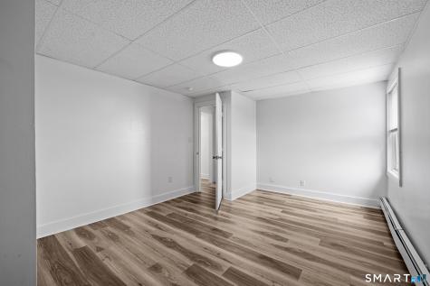 156 Garfield Avenue New London CT 06320