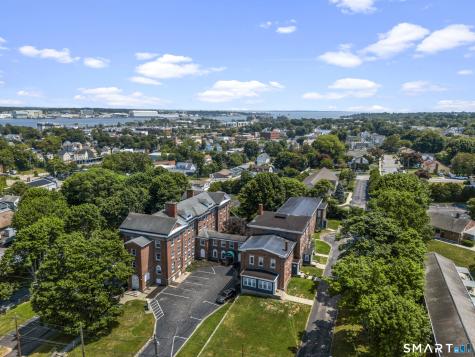 156 Garfield Avenue New London CT 06320