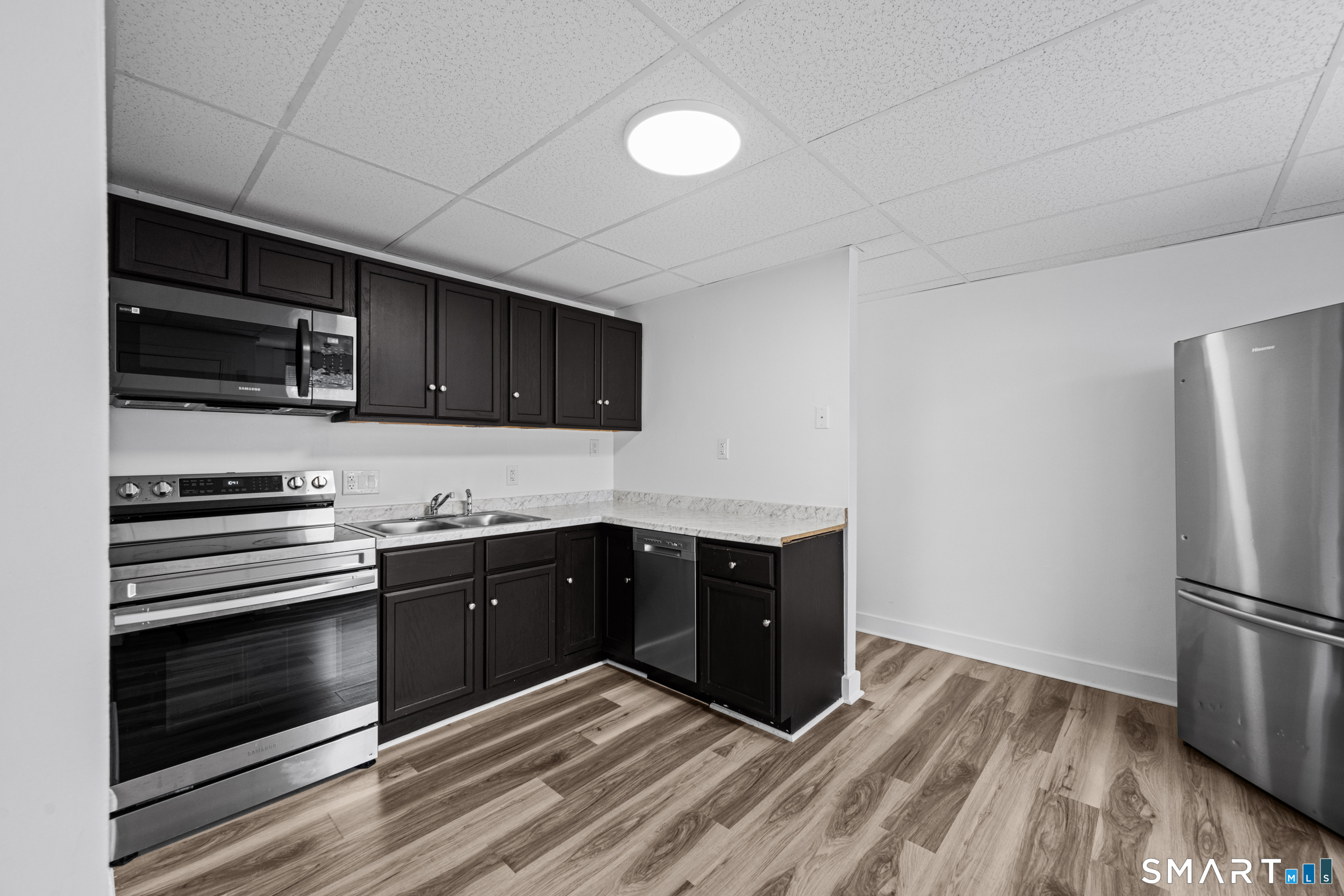 156 Garfield Avenue New London CT 06320