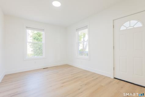 9-UNIT1 Hoyt Street Danbury CT 06810
