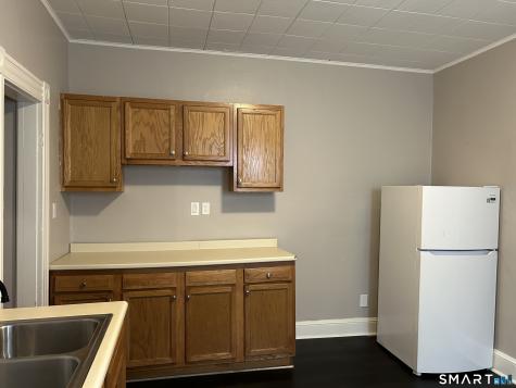 68 Anderson Street Naugatuck CT 06770