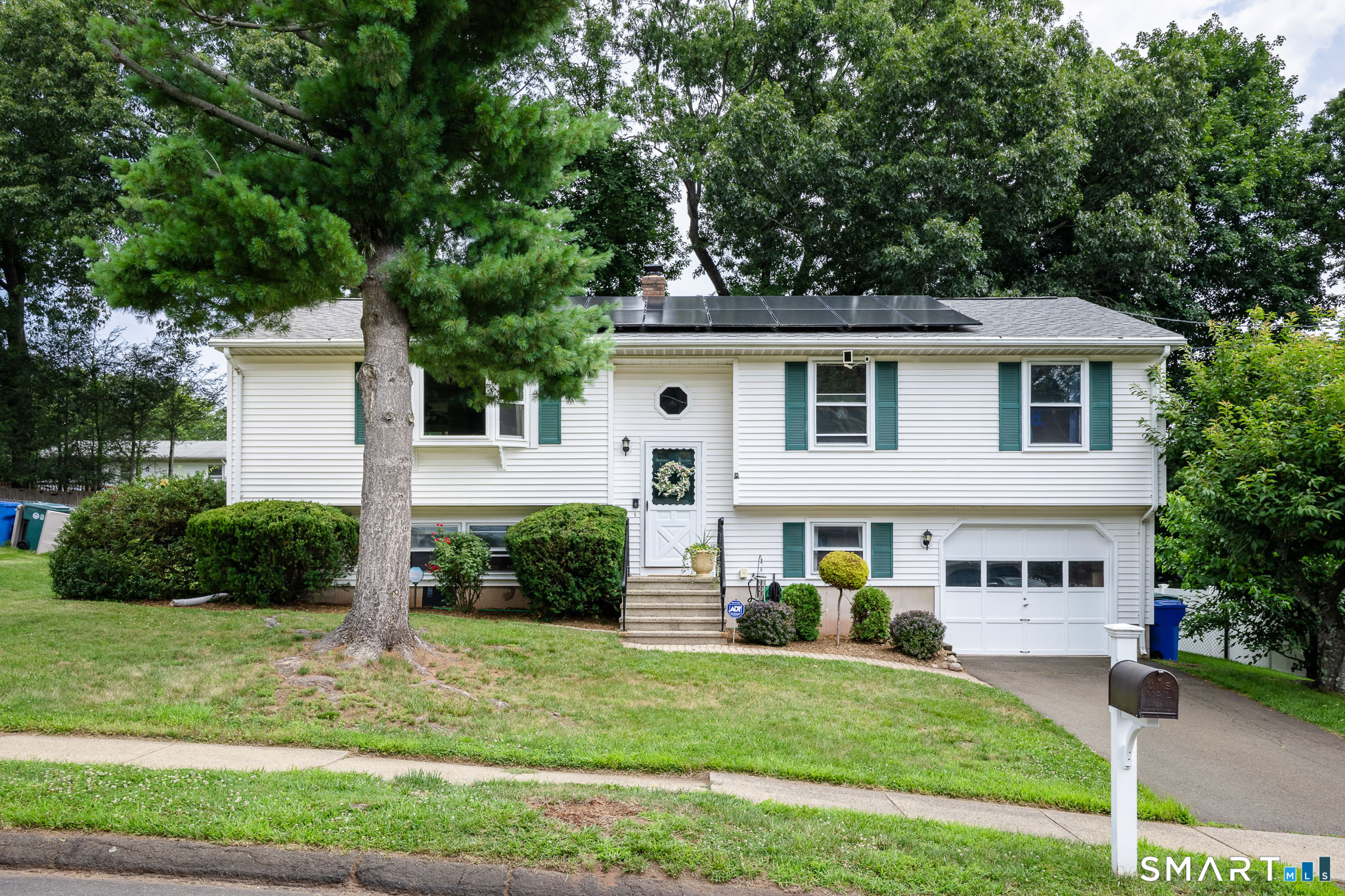 164 Tanglewood Drive Hamden CT 06514