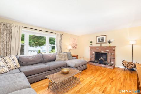 164 Tanglewood Drive Hamden CT 06514