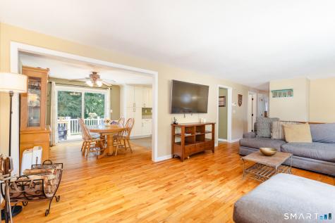 164 Tanglewood Drive Hamden CT 06514
