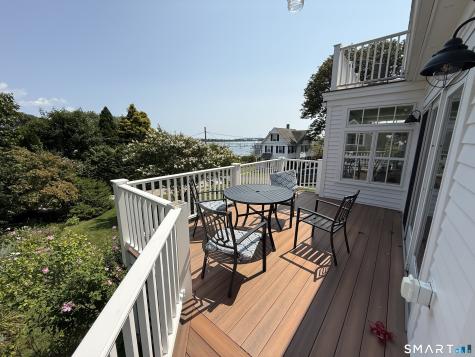 17 Smith Court Groton CT 06340
