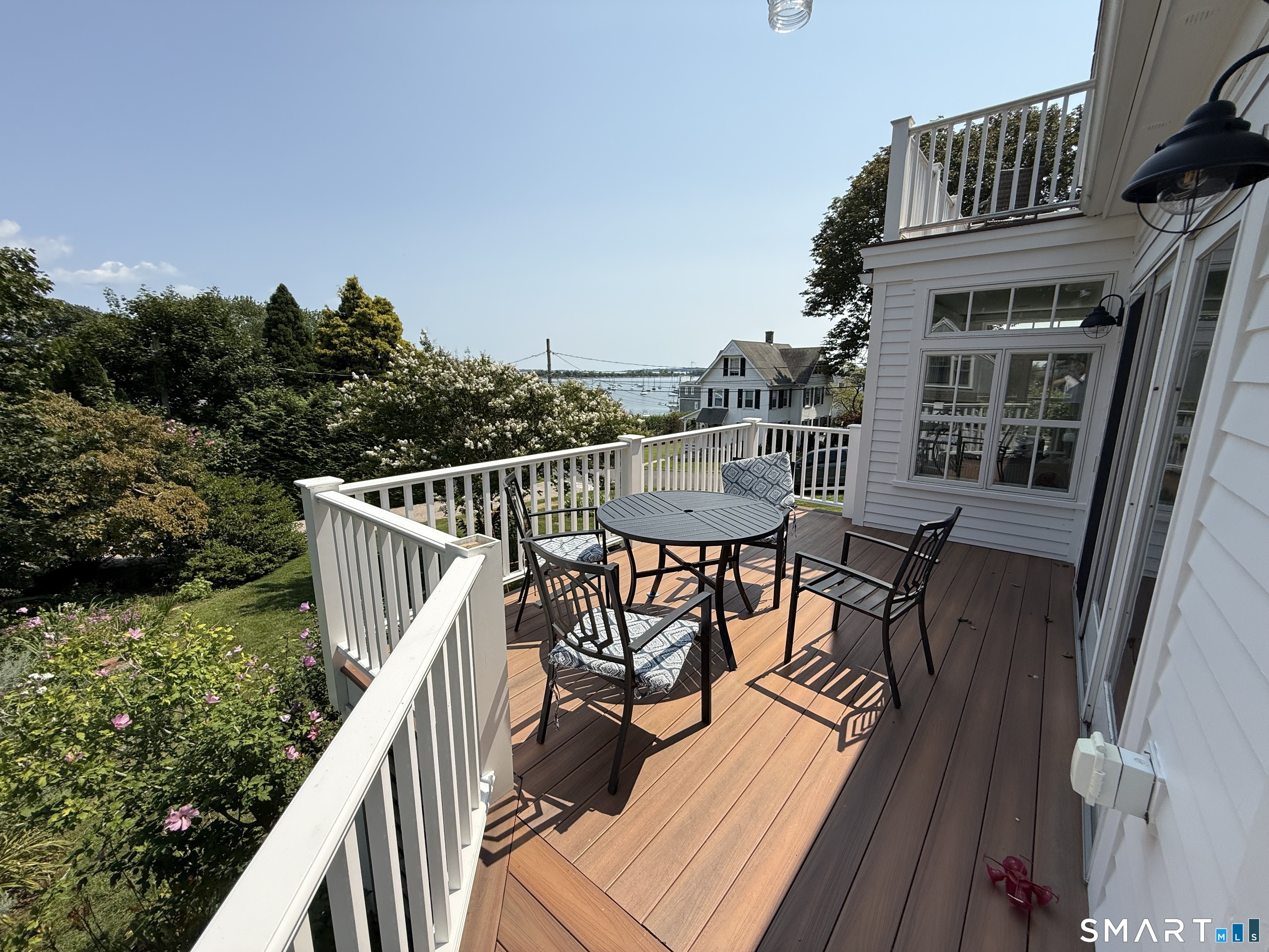 17 Smith Court Groton CT 06340