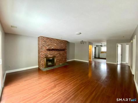 1404 Summer Hill Drive South Windsor CT 06074