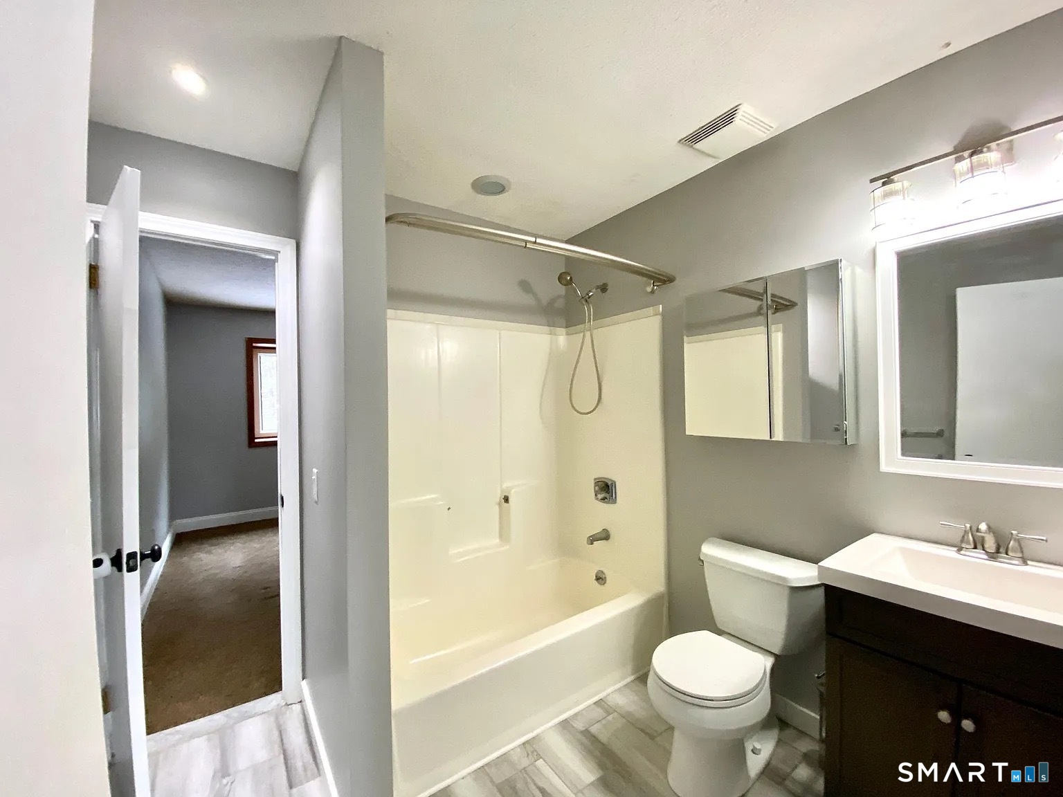 1404 Summer Hill Drive South Windsor CT 06074