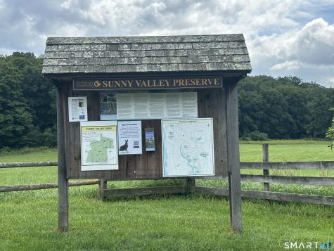 20 Sunny Valley Lane New Milford CT 06776