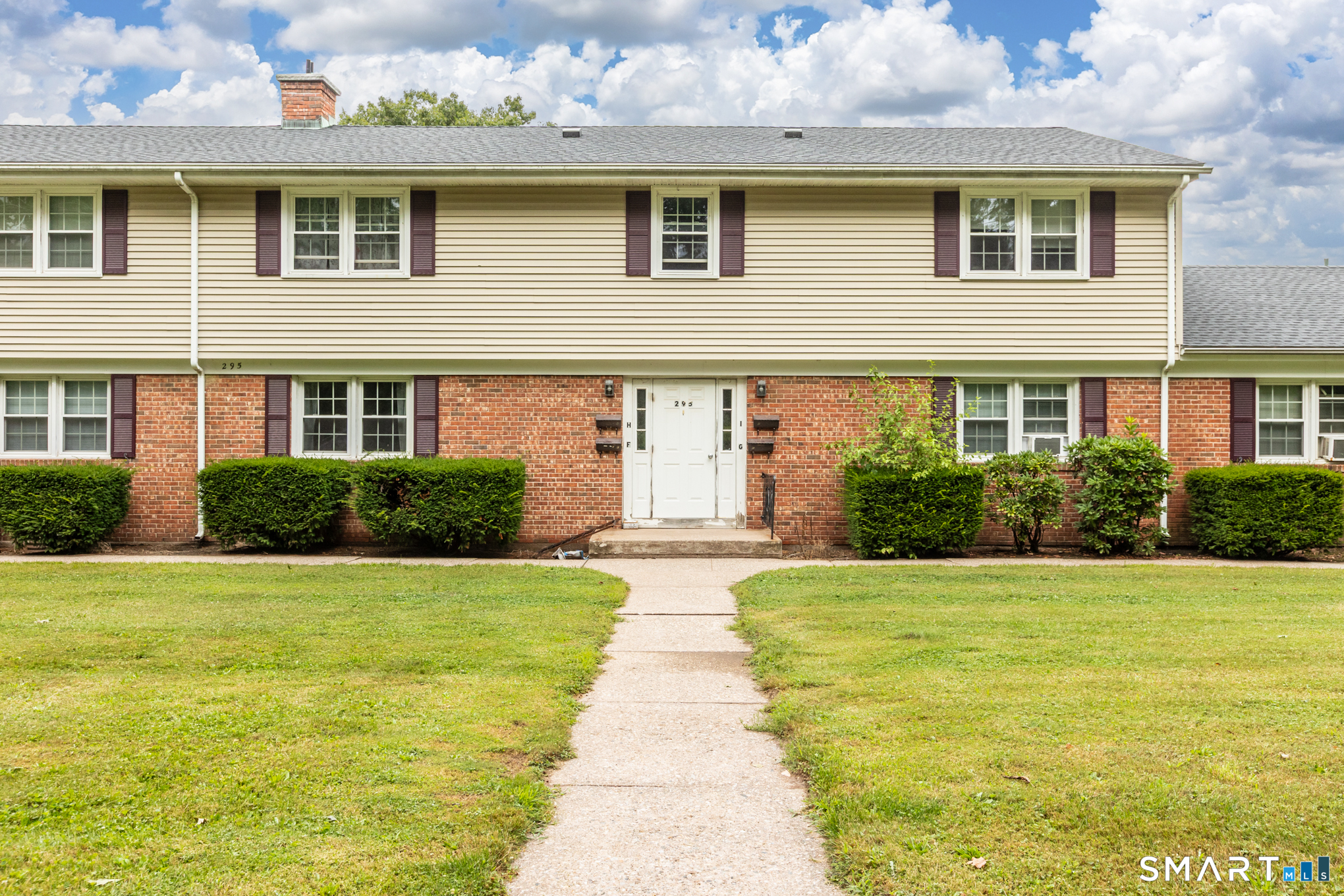 295 Bidwell Street Manchester CT 06040
