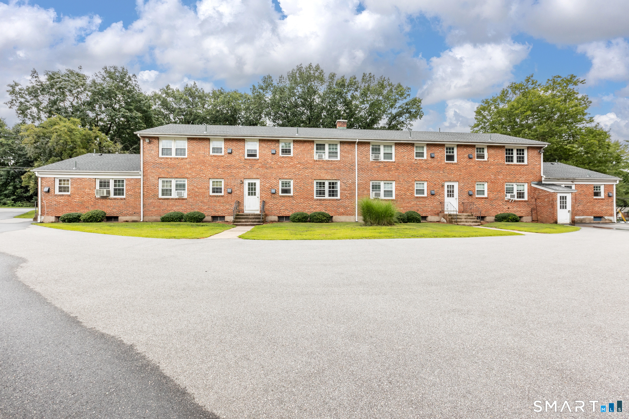 295 Bidwell Street Manchester CT 06040