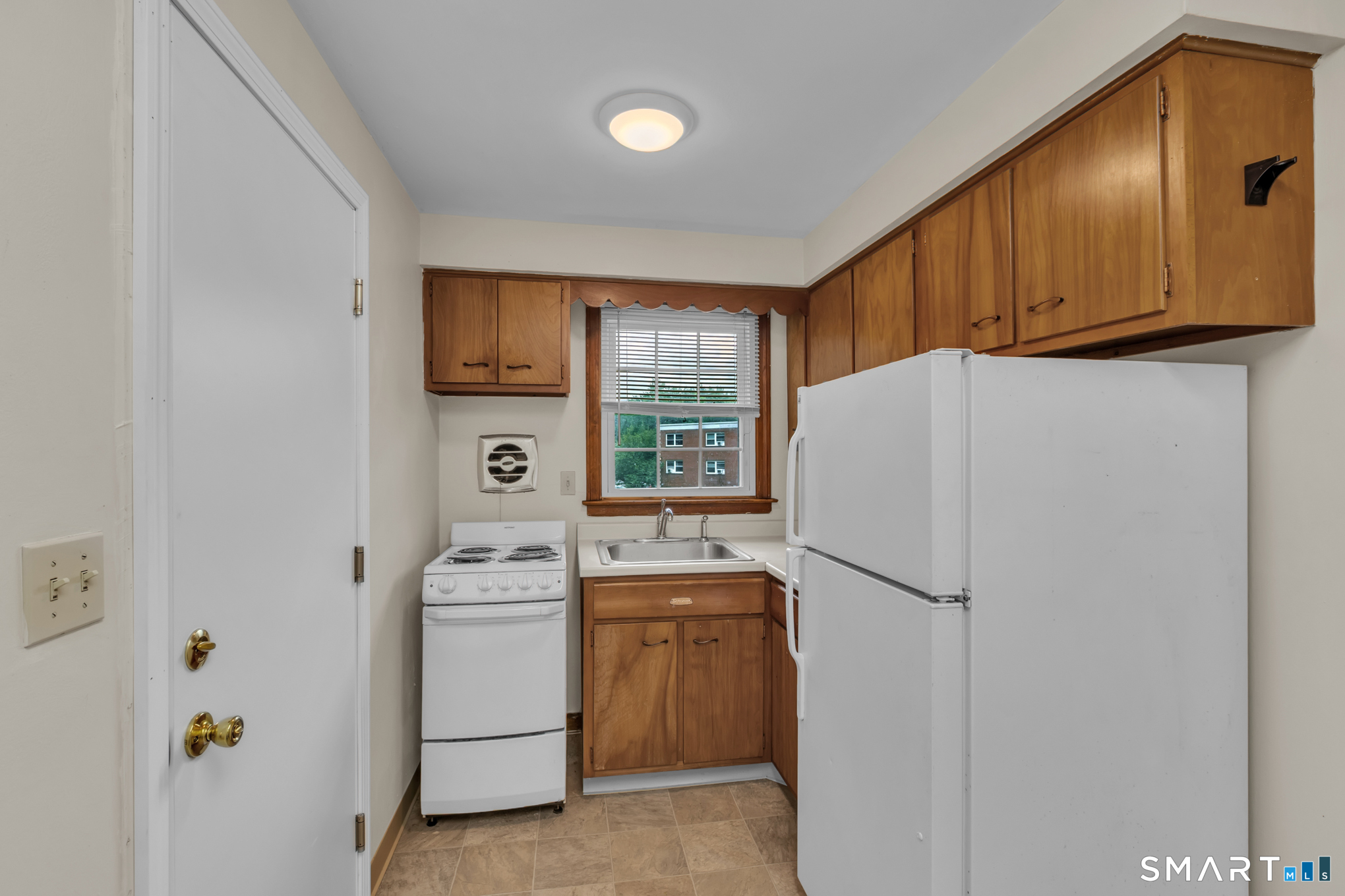 295 Bidwell Street Manchester CT 06040