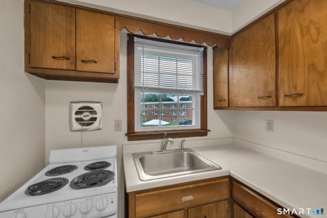 295 Bidwell Street Manchester CT 06040