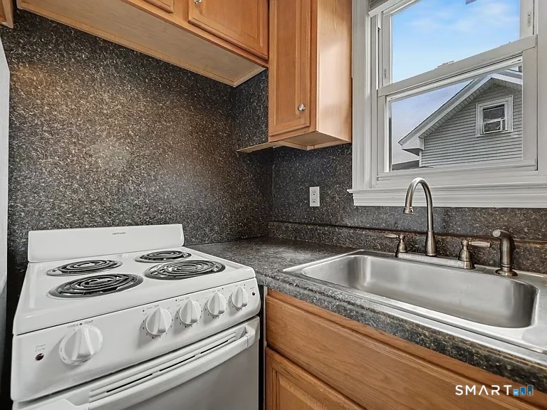 205 Elm Street West Haven CT 06516