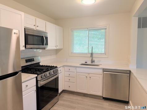 86 Montoya Drive Branford CT 06405