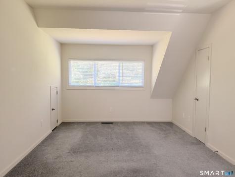 86 Montoya Drive Branford CT 06405
