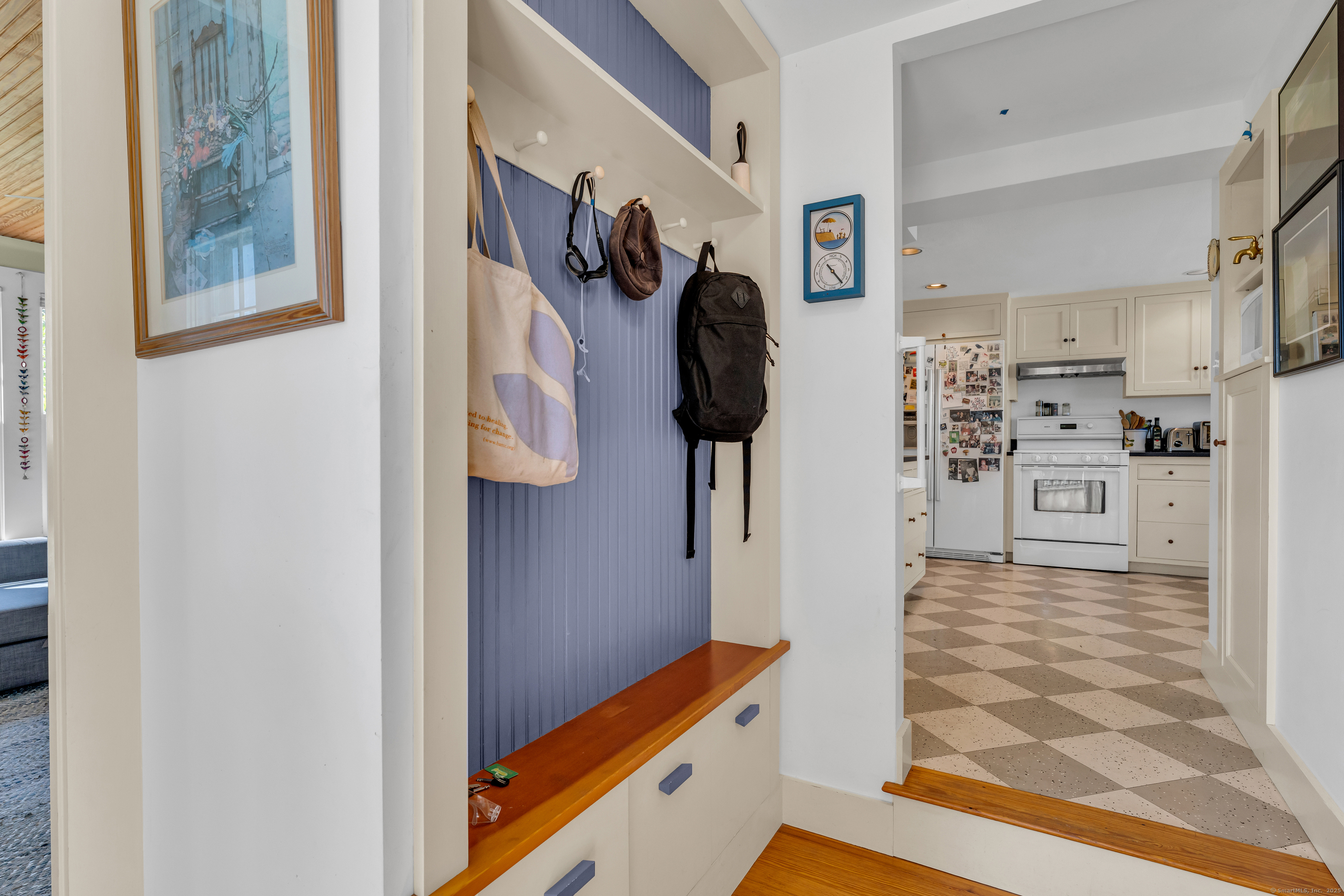 27 Ridgewood Avenue Madison CT 06443