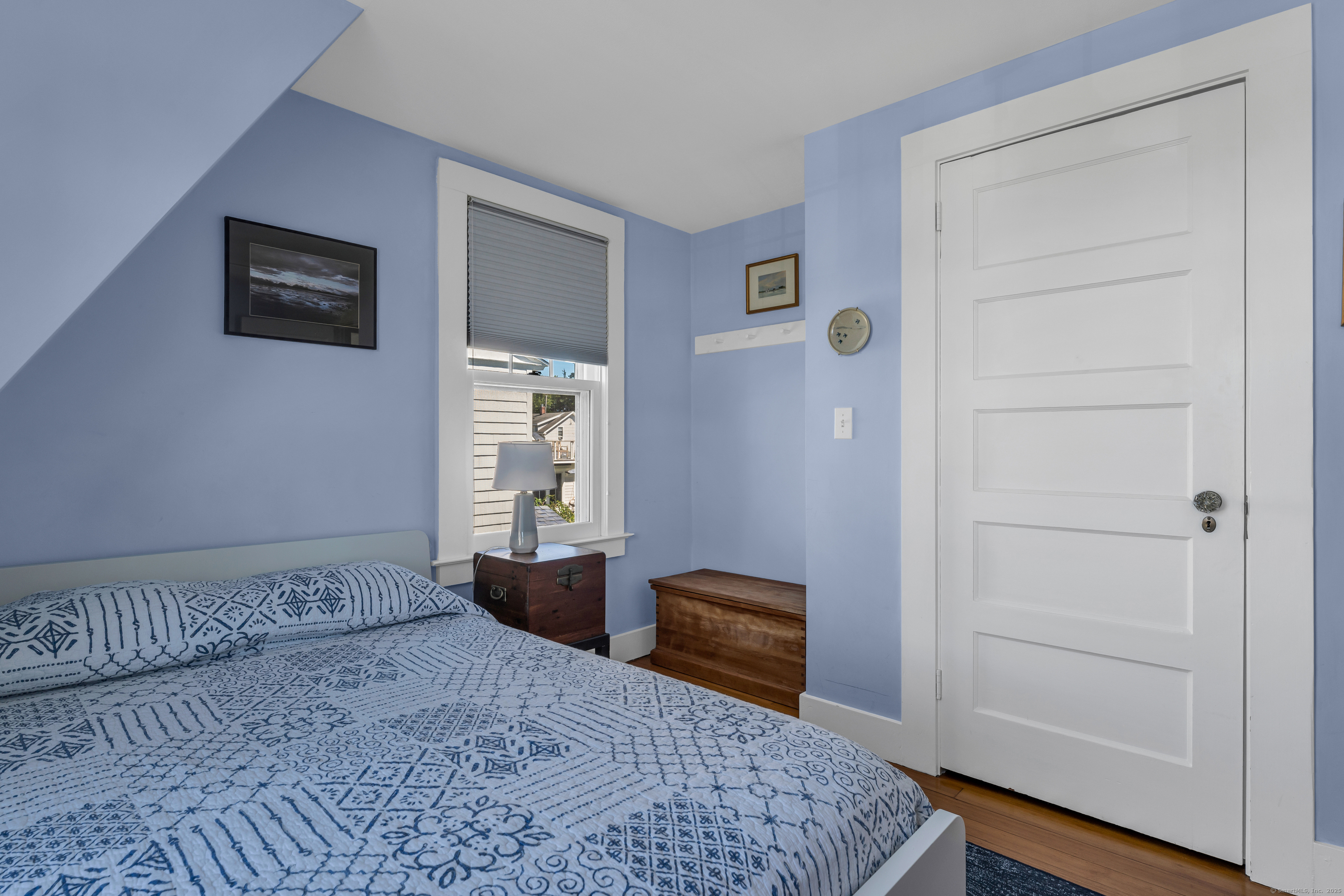 27 Ridgewood Avenue Madison CT 06443