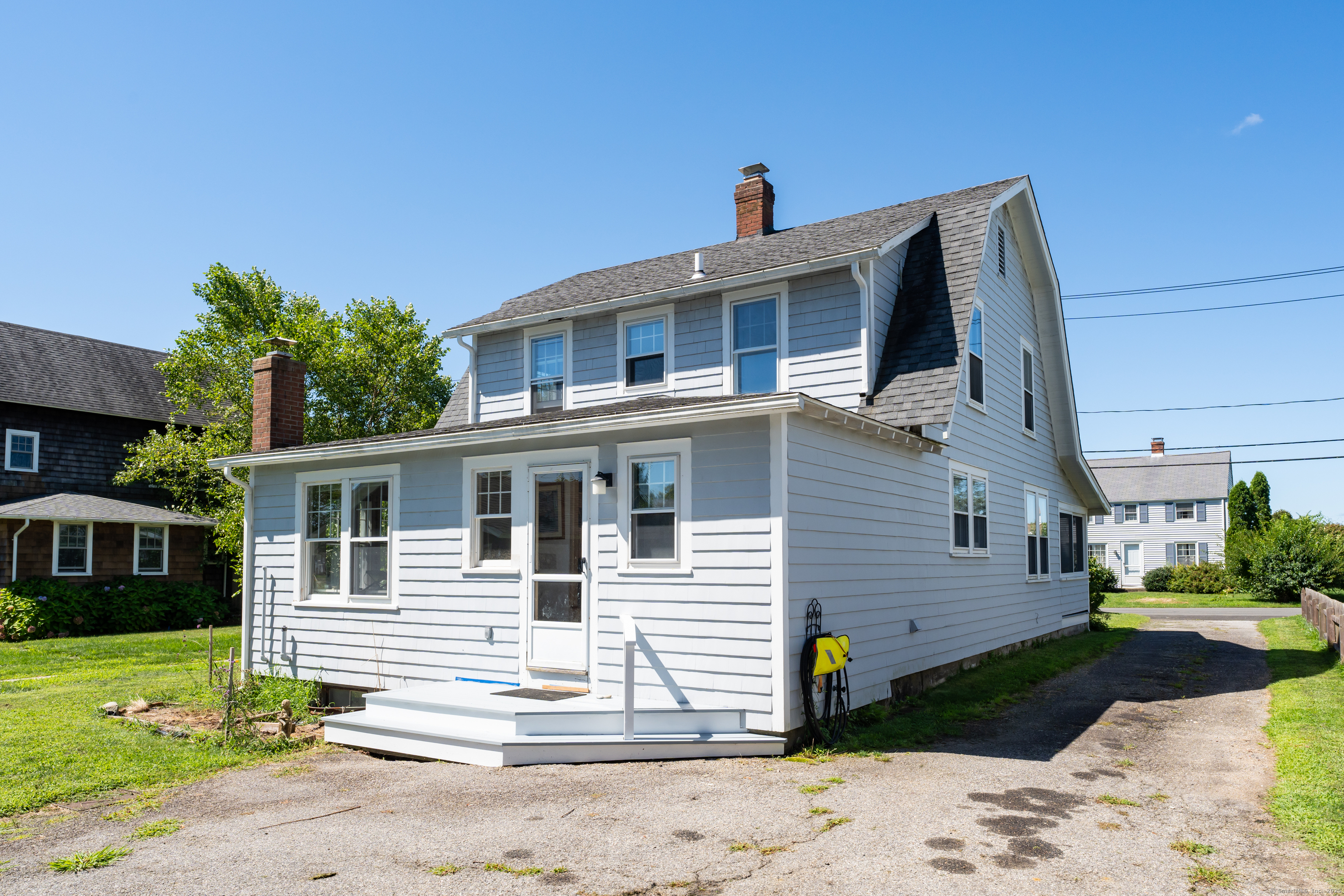 27 Ridgewood Avenue Madison CT 06443