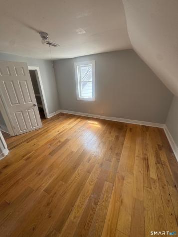 7 Armstrong Place Bridgeport CT 06608