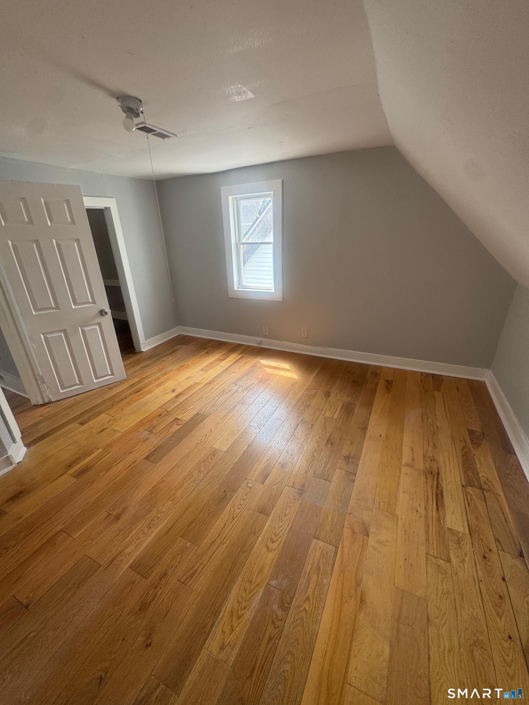 7 Armstrong Place Bridgeport CT 06608