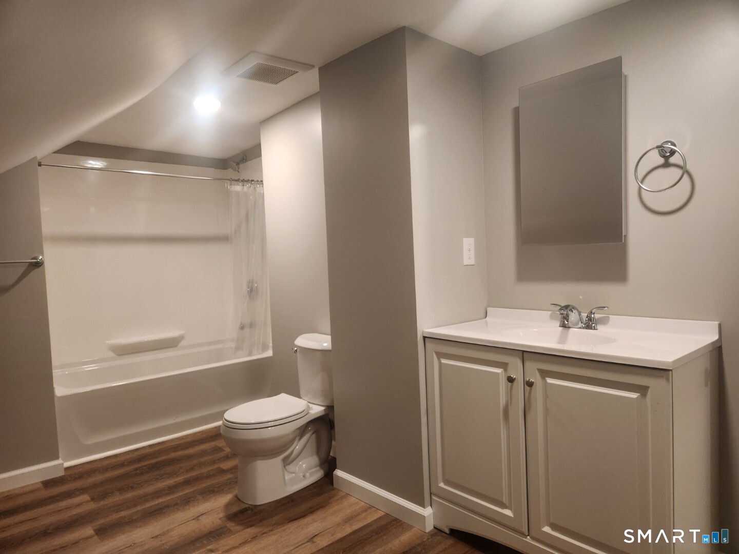 226 West Main Street Vernon CT 06066