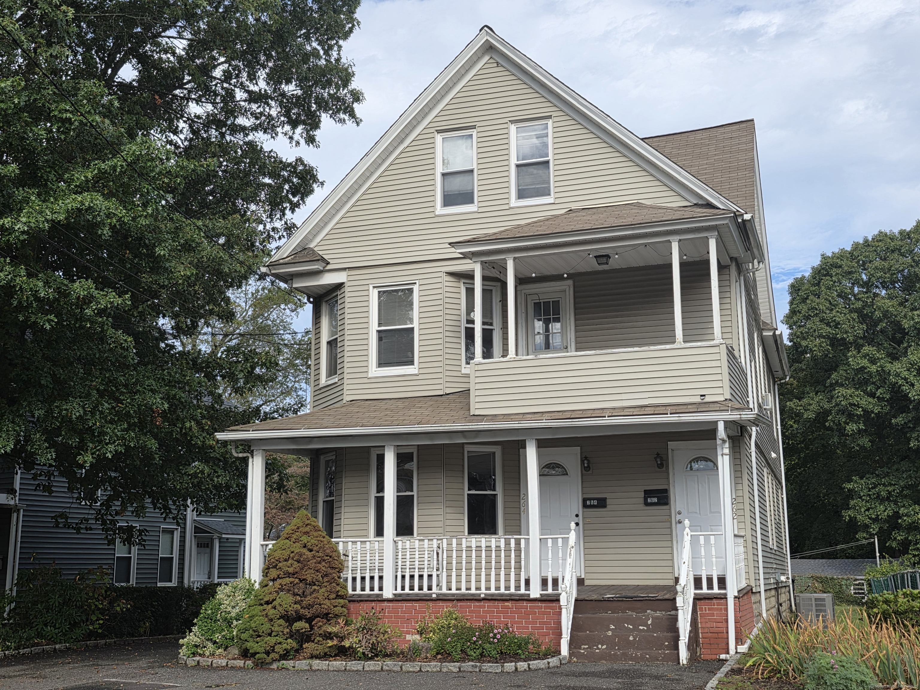 264 Villa Avenue Fairfield CT 06825