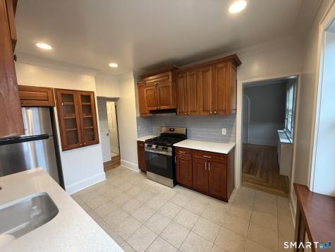 293 Beechmont Avenue Bridgeport CT 06606