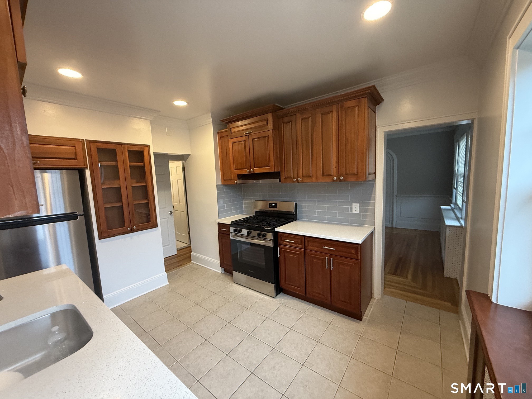 293 Beechmont Avenue Bridgeport CT 06606