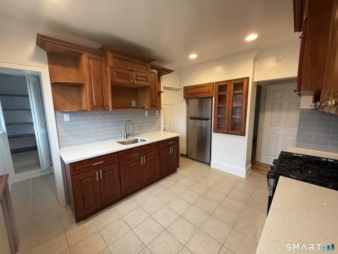 293 Beechmont Avenue Bridgeport CT 06606