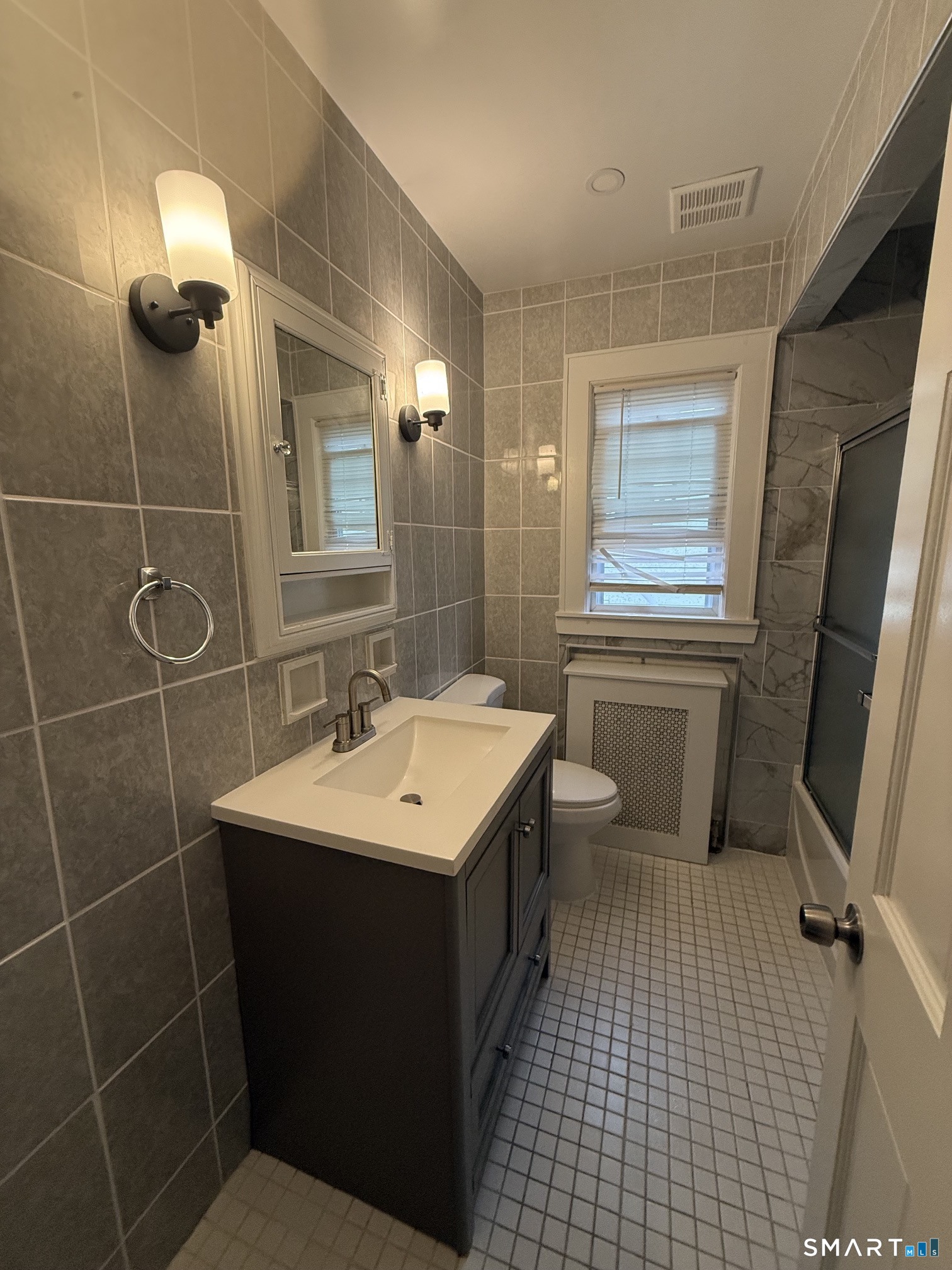 293 Beechmont Avenue Bridgeport CT 06606