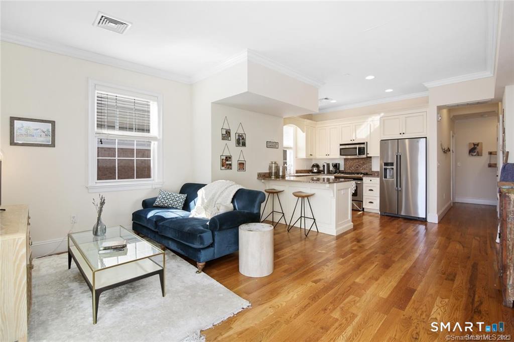 1241 Post Road Fairfield CT 06824