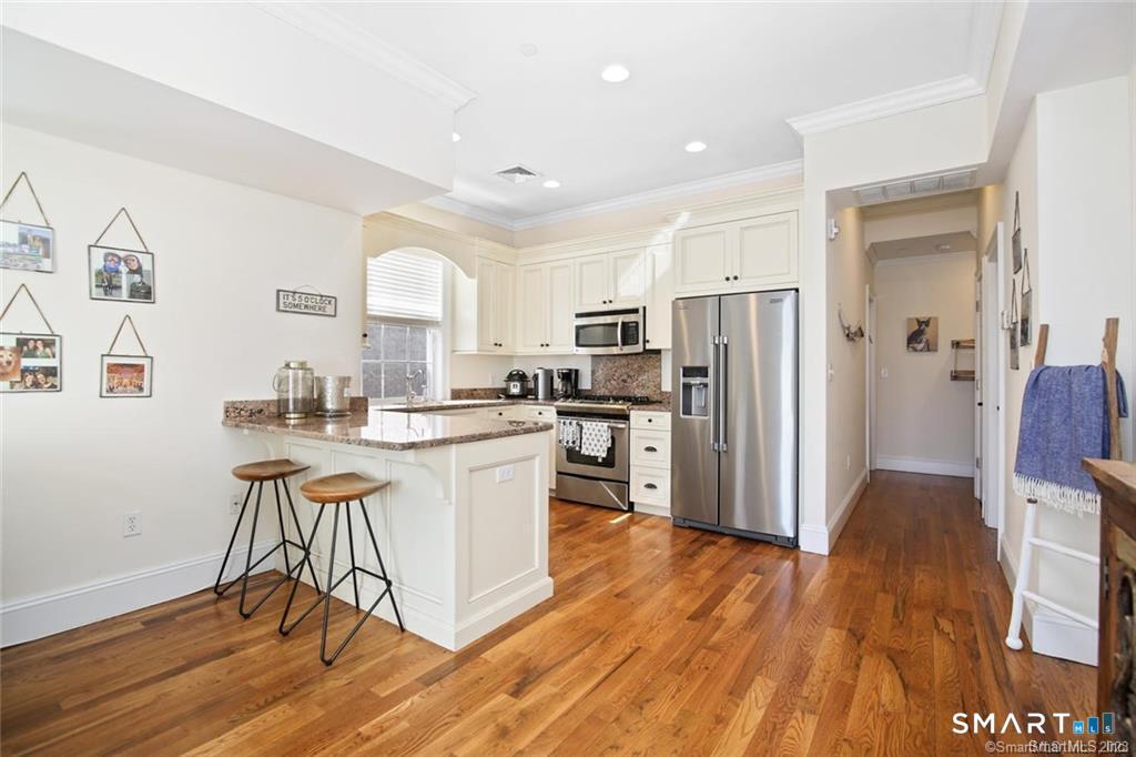 1241 Post Road Fairfield CT 06824