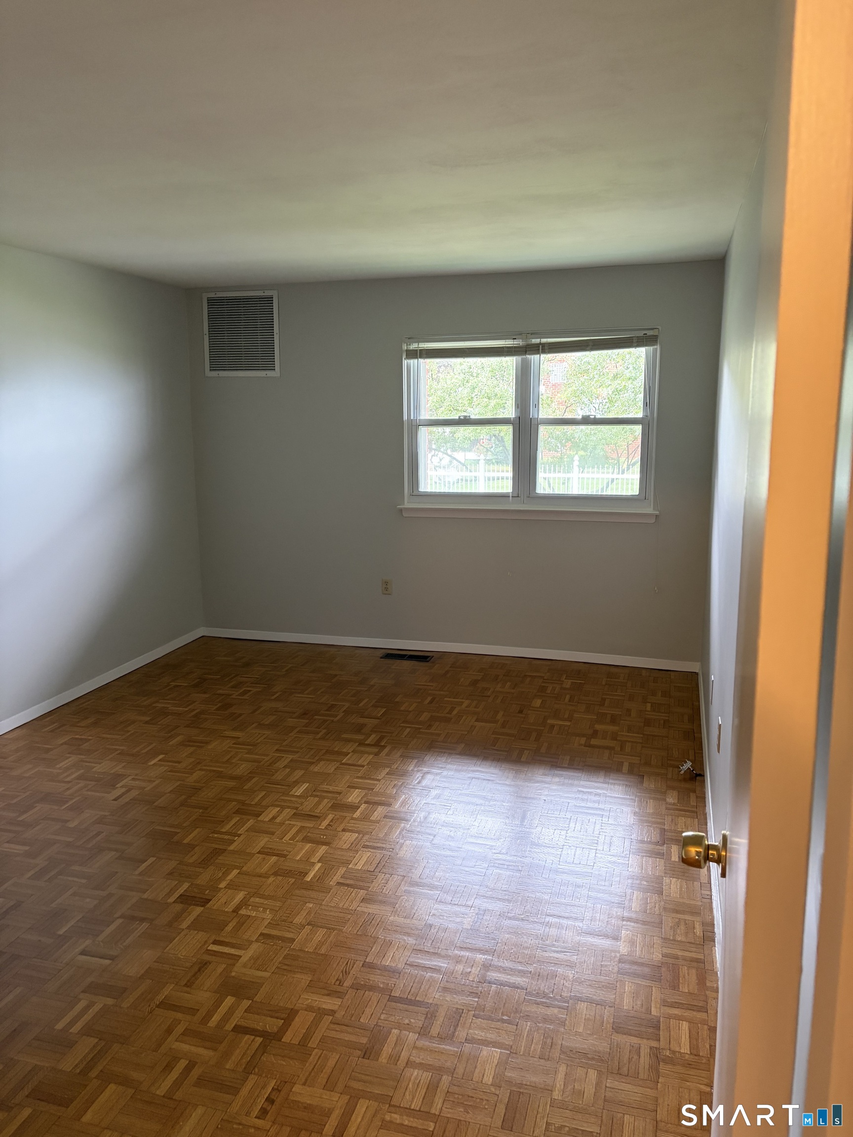 71 East Broadway Milford CT 06460