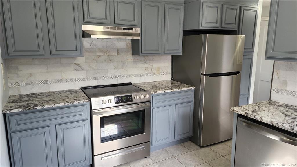 25 Madsen Road West Hartford CT 06110