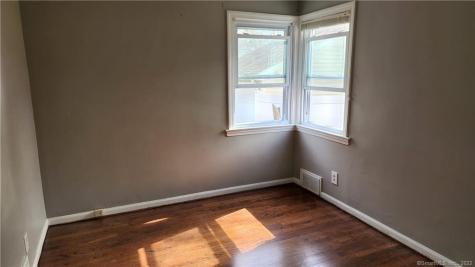 25 Madsen Road West Hartford CT 06110