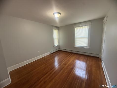 382 Vine Street Hartford CT 06112