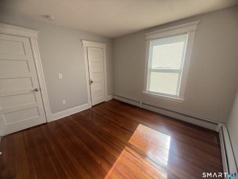382 Vine Street Hartford CT 06112