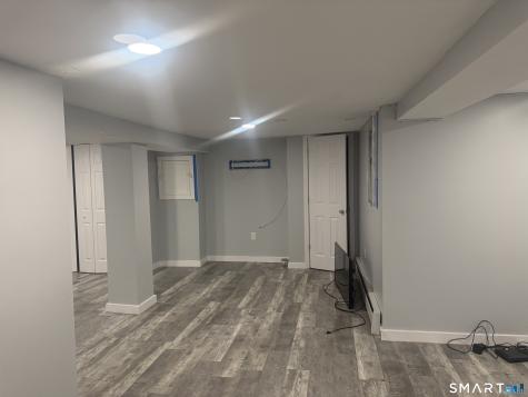 382 Vine Street Hartford CT 06112